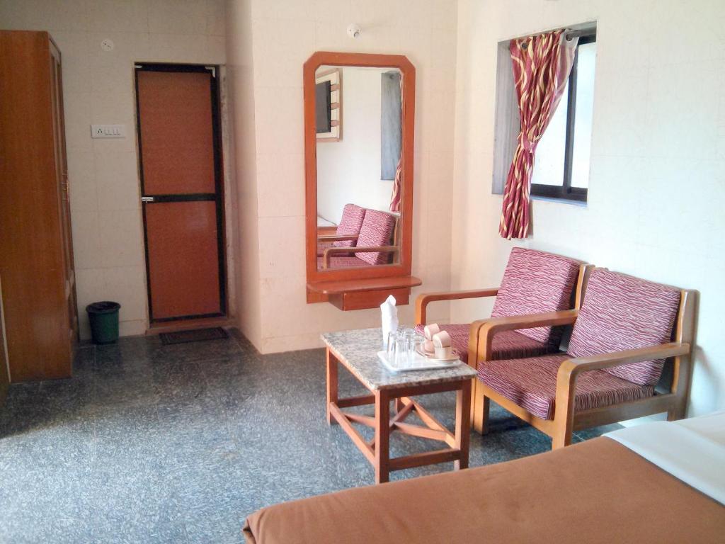Pali Beach Resort Mālād Szoba fotó