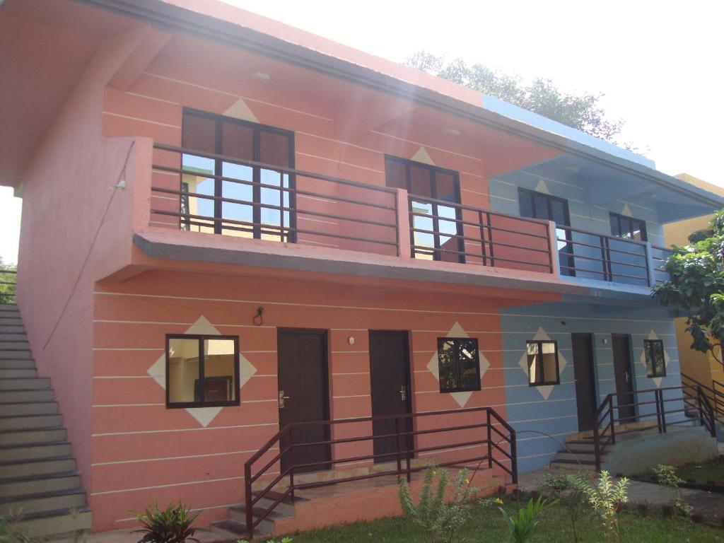 Pali Beach Resort Mālād Kültér fotó
