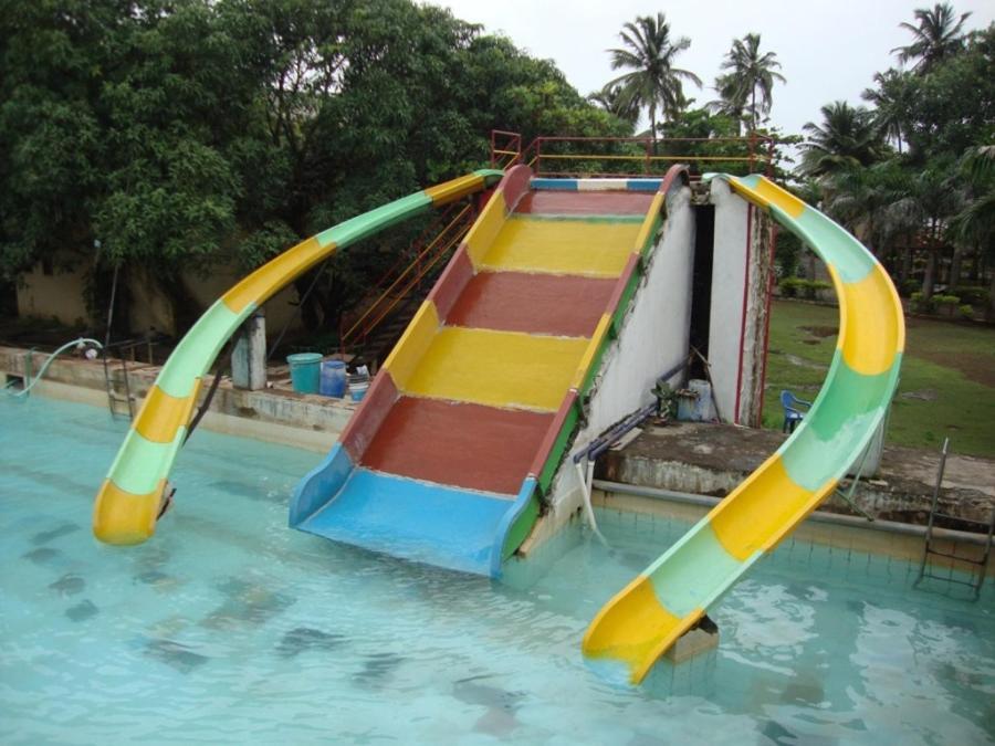 Pali Beach Resort Mālād Kültér fotó